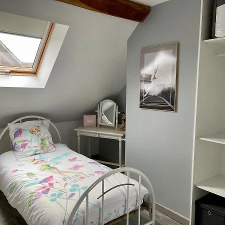 Appartement Maison De Village Chez Josy Coudun