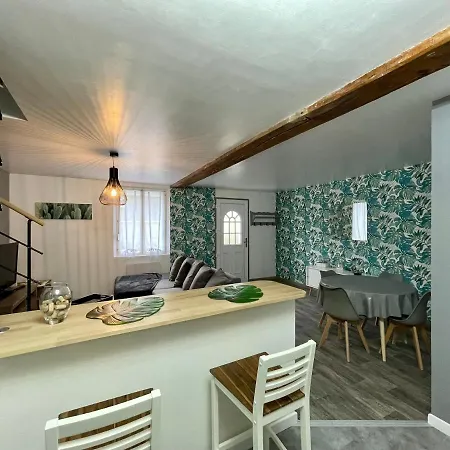 Appartement Maison De Village Chez Josy Coudun