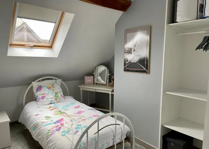 Apartment Maison De Village Chez Josy Coudun